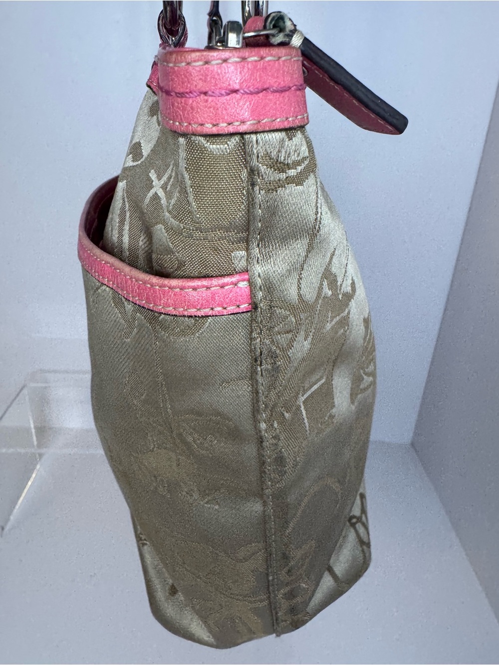 #419 Coach Signature Khaki Satin Horse & Carriage w/ Pink Leather Shoulder Tote - Picture 8 of 17